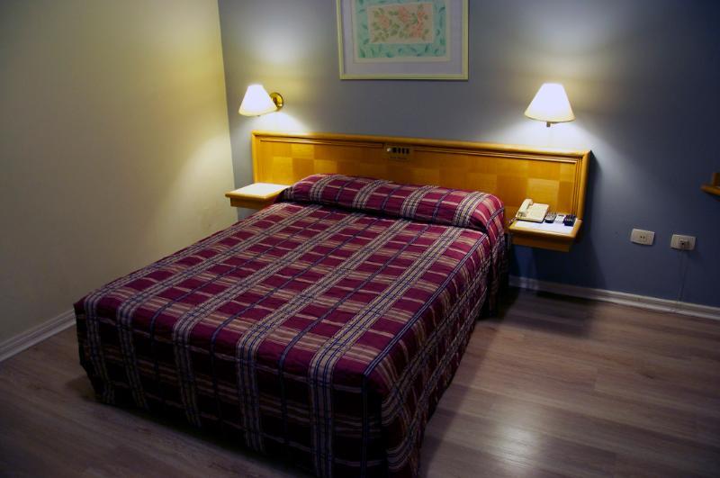 Curitiba Palace Estacao Hotel Екстериор снимка