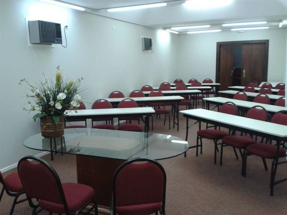 Curitiba Palace Estacao Hotel Екстериор снимка