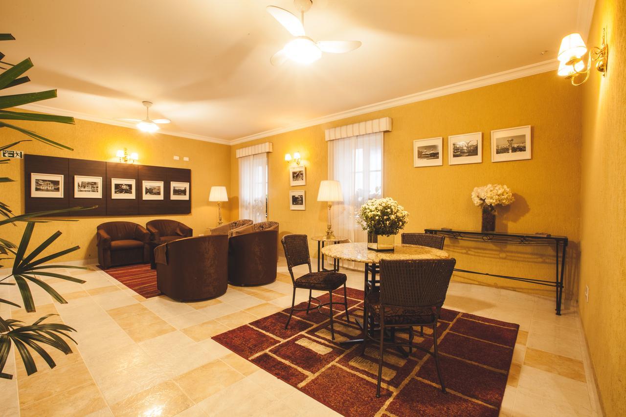 Curitiba Palace Estacao Hotel Екстериор снимка